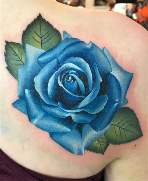 blue rose tattoo © tattoo artist Michelle Maddison 🌹 🌹 🌹 🌹 | Blue rose tattoos, Rose tattoo ...