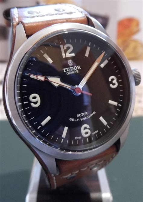 Tudor Heritage Ranger, Black Dial, Bund Strap