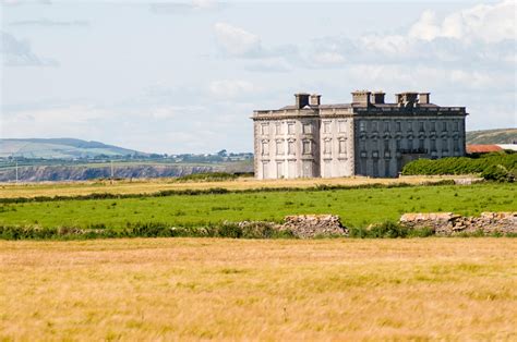 Loftus Hall, Ireland's Most Haunted House, Hosts a 'Paranormal Lockdow ...