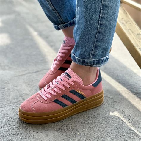 【79%OFF!】 adidas WMNS Gazelle bold Pink Glow asakusa.sub.jp