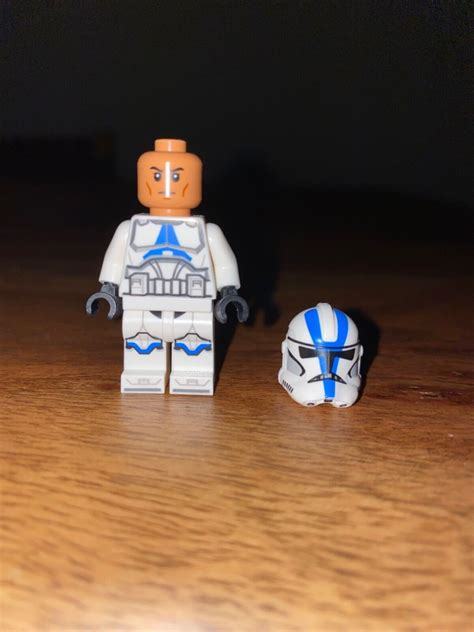 Official LEGO Star Wars 501st Clone Trooper Minifigure from set 75280 ...