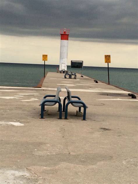 Lighthouse, Whitby, Ontario | Canadian travel, Whitby, Ontario