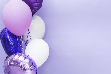 Purple Balloons On The Left Side Photo Happy Birthday #Celebrate #Purple #4K #wallpaper # ...