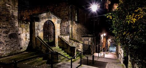 What Are The Edinburgh Underground Vaults?