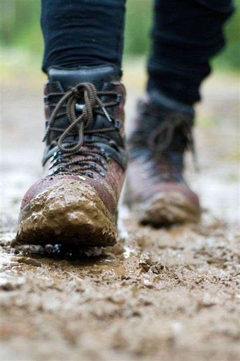 How to Get the Right Fit on Hiking Boots and Shoes