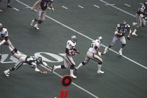 Raiders news: Rod Martin remembered for big Super Bowl interceptions ...