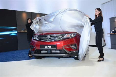 Proton Kicks off X70 SUV - BusinessToday