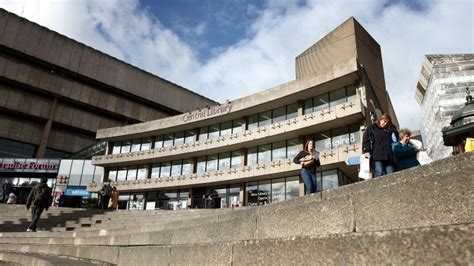 Birmingham Central Library: Last-ditch campaign to save building - BBC News