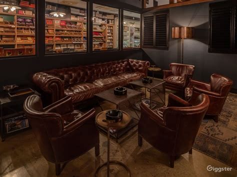 Exclusive Luxurious Private Members Cigar Lounge | Rent this location on Giggster | Cigar lounge ...