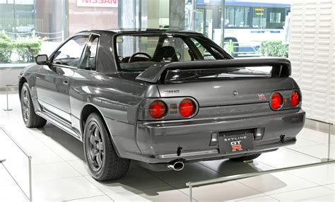 File:Nissan Skyline R32 GT-R 002.jpg - Wikimedia Commons