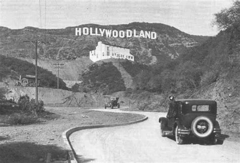 Hollywoodland sign 1923 | Hollywood sign, Vintage los angeles, Photo