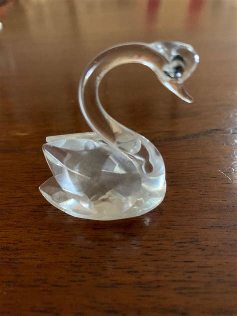 CISNE DE CRISTAL de segunda mano por 10 EUR en Sevilla en WALLAPOP