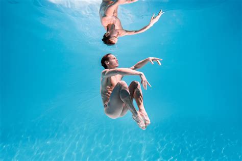 Underwater dance on Behance