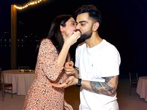 Anushka Sharma and Virat Kohli celebrate 3 years of marriage | Filmfare.com