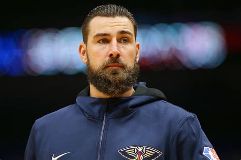 Jonas Valanciunas, Pelicans Agree to 2-Year, $30.1M Contract Extension | Bleacher Report ...