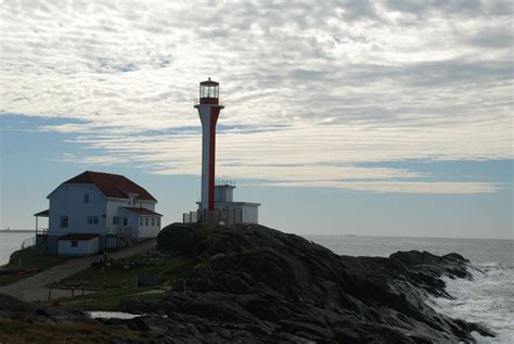 Yarmouth, NS lighthouse | Yarmouth, Favorite places, Lighthouse