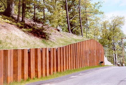 19+ Different Types of Retaining Wall Materials & Designs With Images