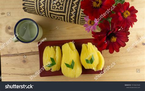 Ubi Rebus Steam Cassava Traditional Indonesia Stock Photo 1910667640 ...