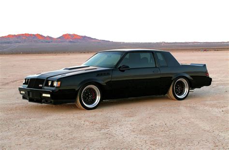 1987 Buick Grand National - Black Reign