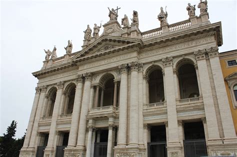 5 Tips on How to visit St John Lateran Basilica and the Cloister