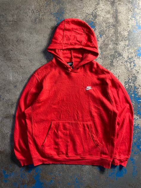 Nike Vintage Red Nike Logo Embroidery Sweatshirt | Grailed