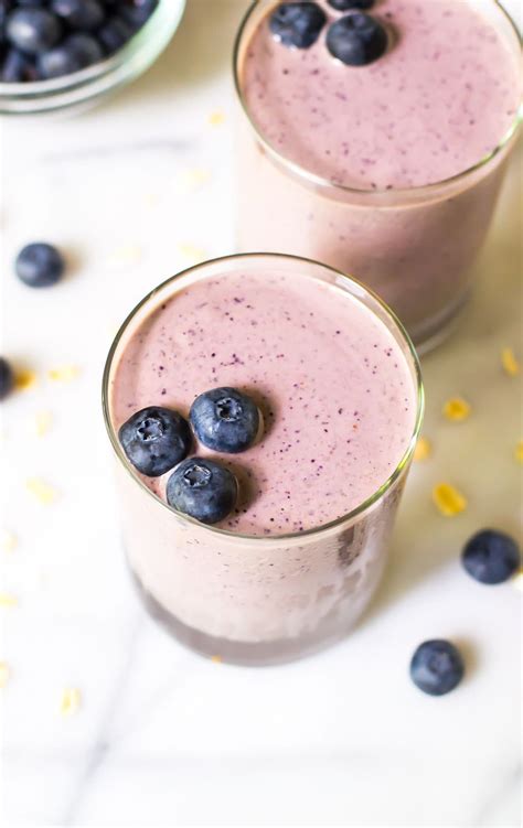 Blueberry Smoothie {Simple and Delicious!} – WellPlated.com