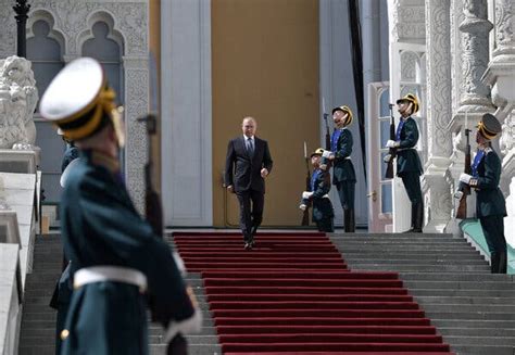 Putin Eyes Another Term as President, With War as Backdrop - The New ...