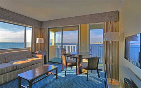 Sailport Waterfront Suites | 3-Star Hotel on Rocky Point in Tampa