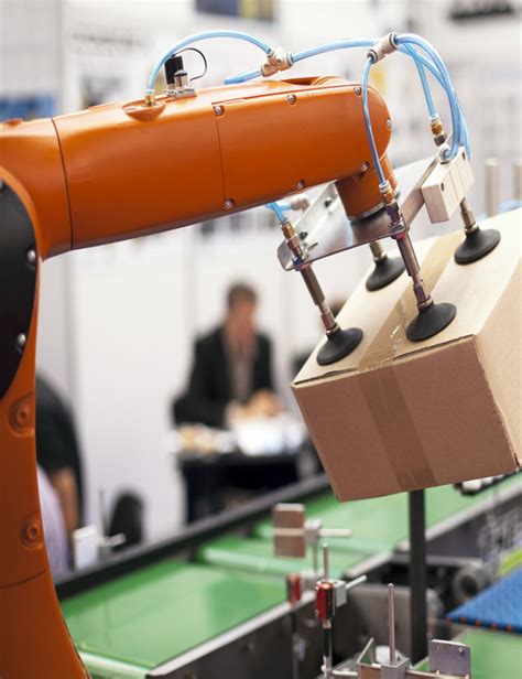 No Robot Takeover in the Warehouse! – OM in the News