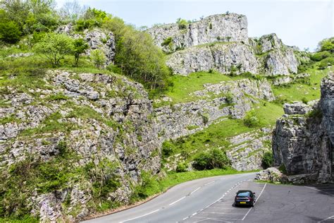 Cheddar Gorge with parking - Breakfast in America