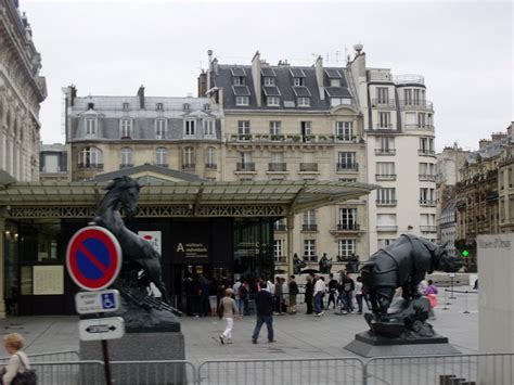 Musee d'Orsay, Paris - Gare du Musée d'Orsay - Place Henry… | Flickr