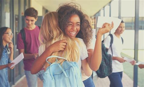 9 Ways to Make New Friends at a Community College - Happier Human