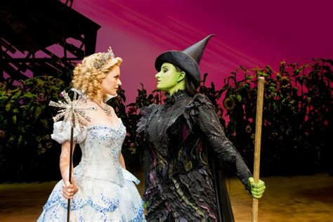 Idina Menzel and Kristin Chenoweth are Hosts for PBS’s Exclusive “Wicked in Concert” - Get ...