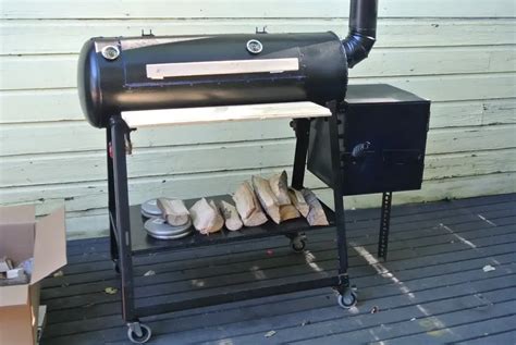 13+ DIY Reverse Flow Smoker Plans [FREE] - MyMyDIY | Inspiring DIY Projects