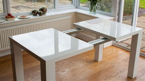 Wonderfull Small Extendable Kitchen Table | Expandable dining table, Round extendable dining ...
