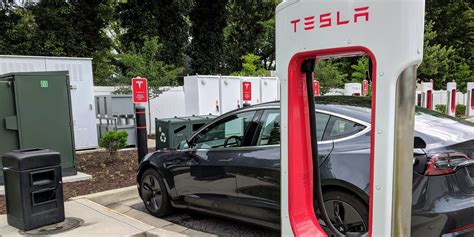 California bans per-minute billing; Tesla Superchargers will need ...