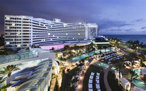 Best Boutique and Hip Hotels in Miami | Fontainebleau miami beach, Fontainebleau miami, Miami ...