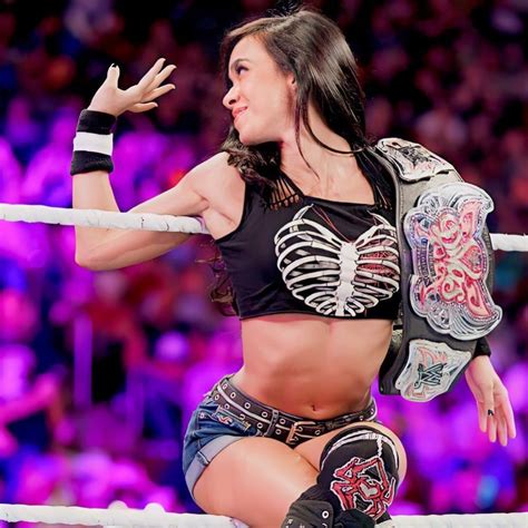 @everything_divas: “if AJ remained under contract until recently, I wonder if she would’ve held ...