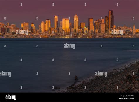 Downtown skyline at sunset, Seattle, Washington, USA Stock Photo - Alamy