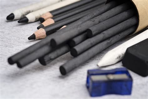 Best Charcoal Sketch Sets for Drawing