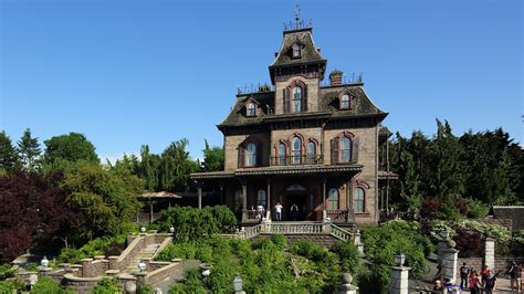 From Tokyo to Orlando: Every Haunted Mansion Attraction