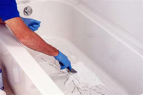 How to Repair Crack in Fiberglass Tub