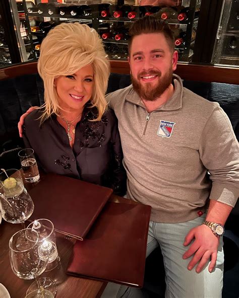 Long Island Medium Theresa Caputo shares rare photo with son Larry, 31 ...