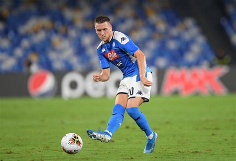 Napoli star Piotr Zielinski interested in moving to Liverpool