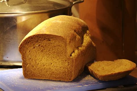 Anadama Bread - Interior | Whacky night-kitchen lighting, bu… | Flickr