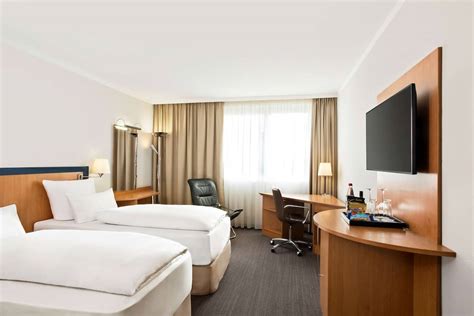 NH Frankfurt Airport West in Frankfurt: Find Hotel Reviews, Rooms, and Prices on Hotels.com