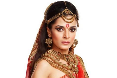 Bollywood Vogue: Pooja Sharma aka Draupadi of Mahabharat Hot Photos