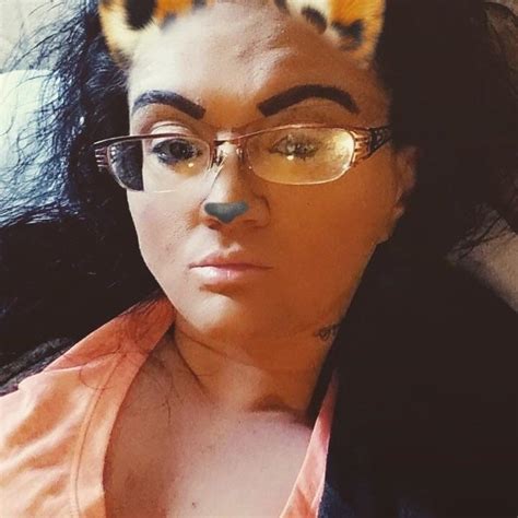 Is that sharpie?? : r/awfuleyebrows