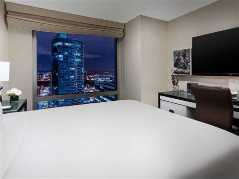 Arlington Hotel Near Washington Monuments | Hyatt Centric Arlington