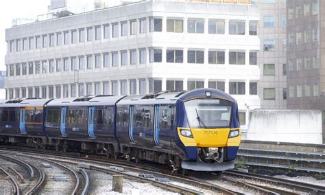 Southeastern services successfully handed over to SE Trains